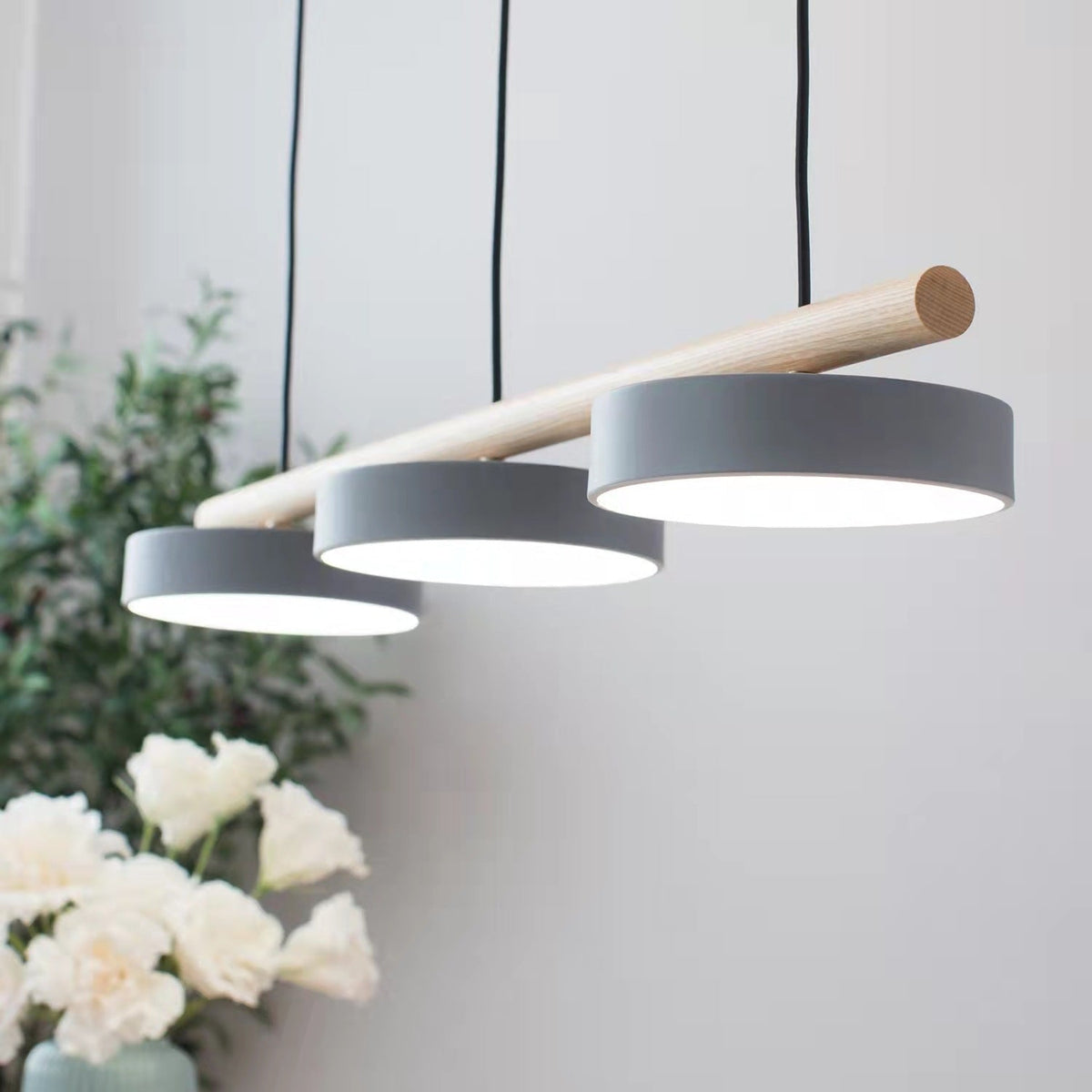 Pendant Light Bird Motif Integrated LED Dimmable